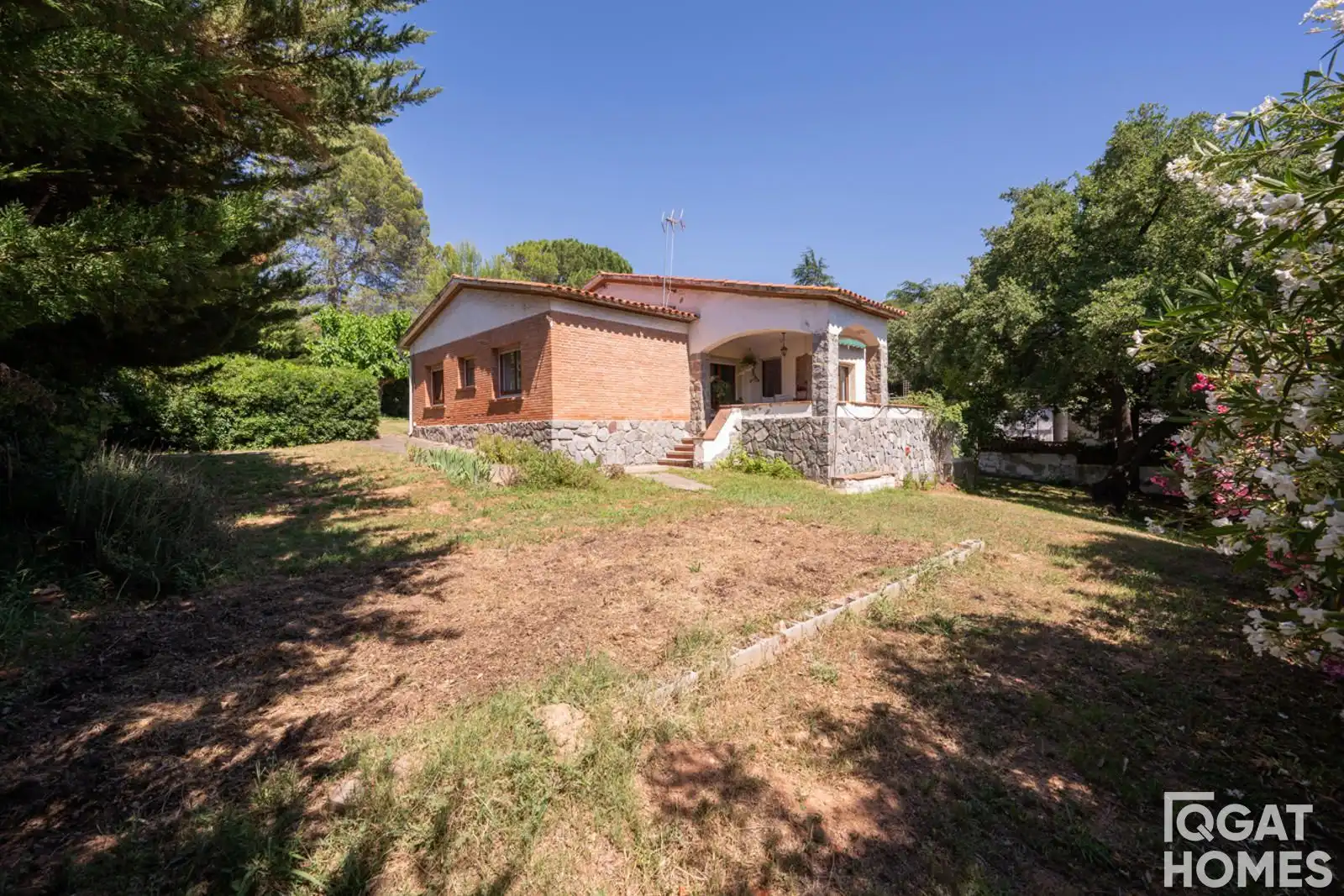 Garden of Houses for sale in Sant Cugat del Vallès  with Air Conditioner, Heating and Terrace