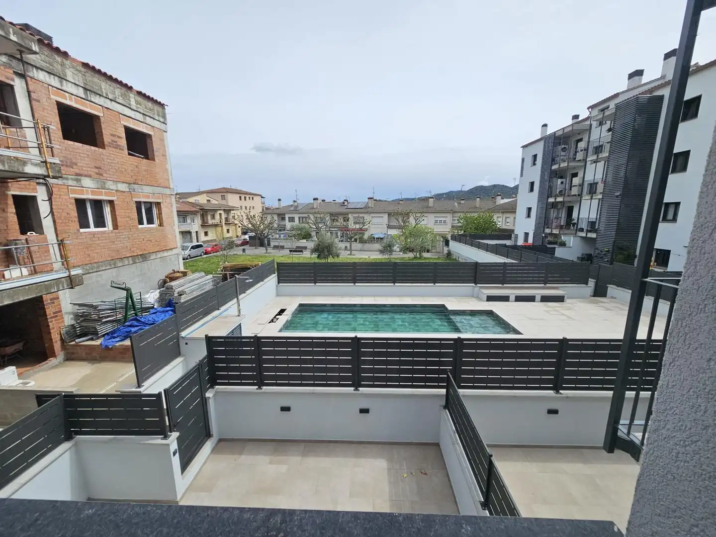 Piscina de Piso en venta en Sant Celoni con Parquet y Terraza