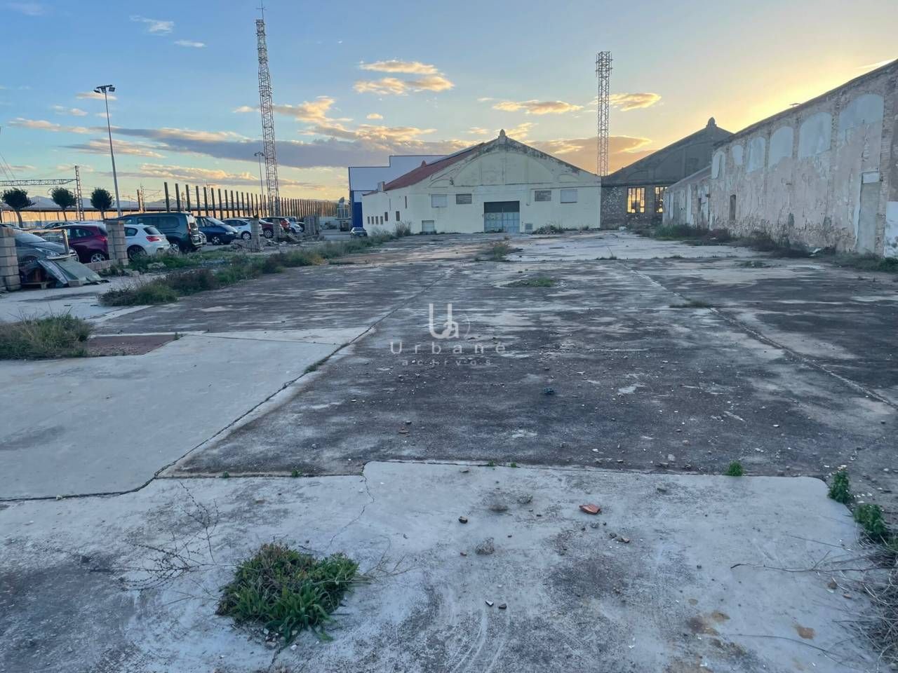 Terreny industrial en venda en La Pobla Llarga
