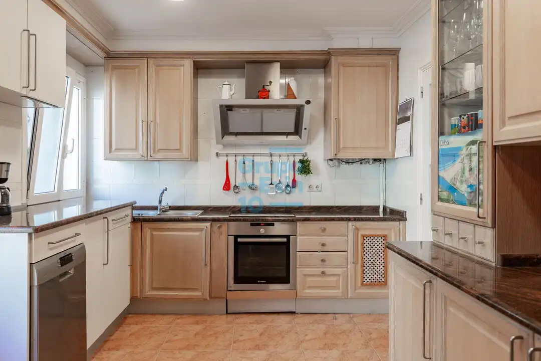 Cocina de Piso en venta en Donostia - San Sebastián  con Calefacción