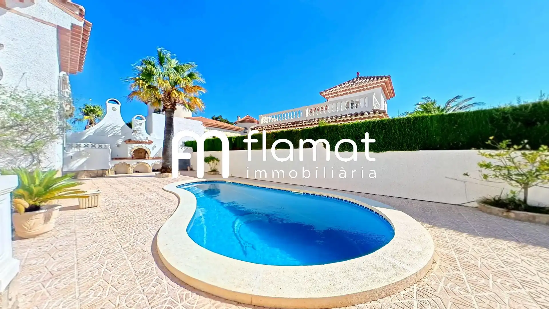 Casa con piscina en venta en Avinguda de Cadis, imagen 3