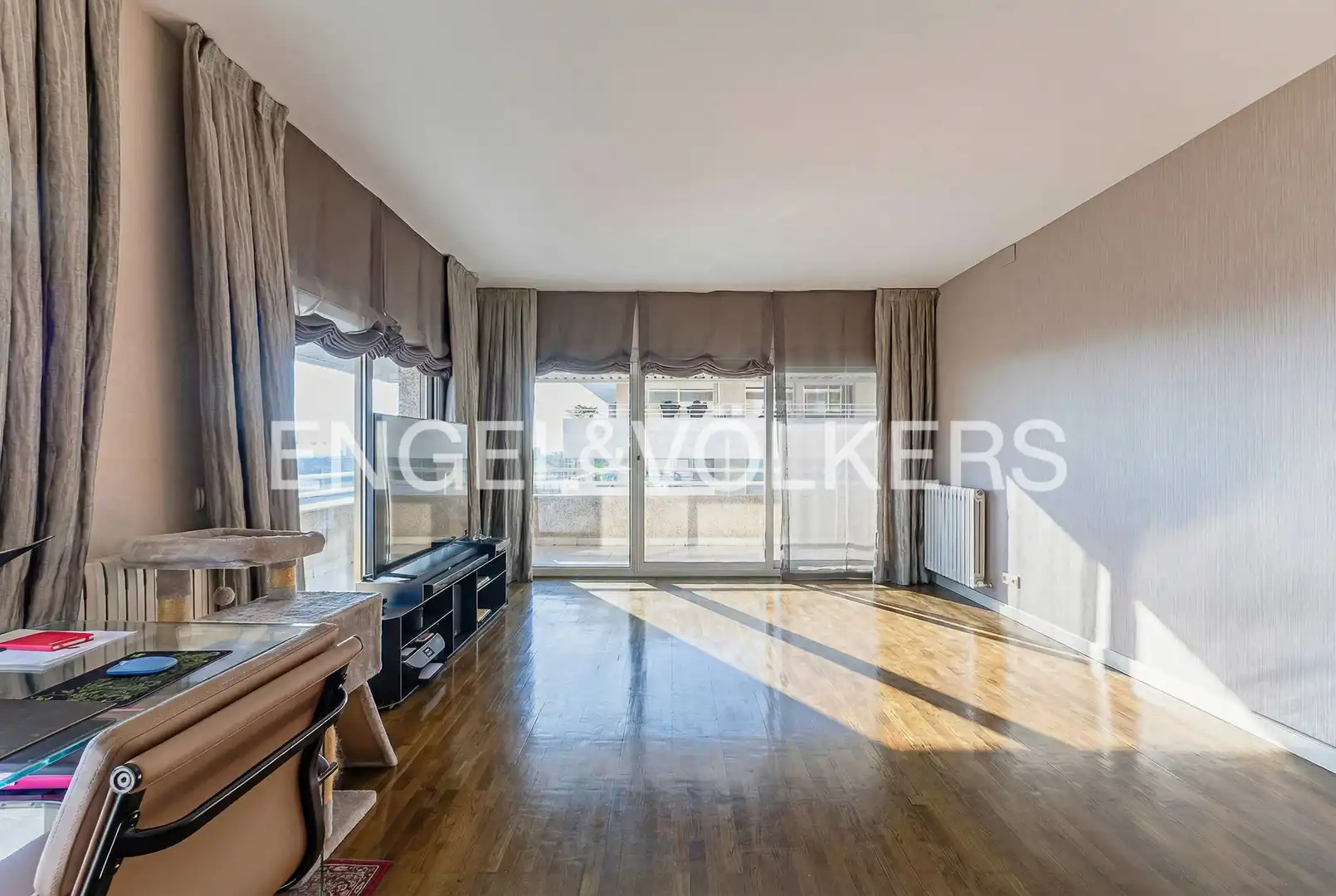 Sala de estar de Piso en venta en Barcelona con Aire acondicionado, Calefacción y Jardín privado