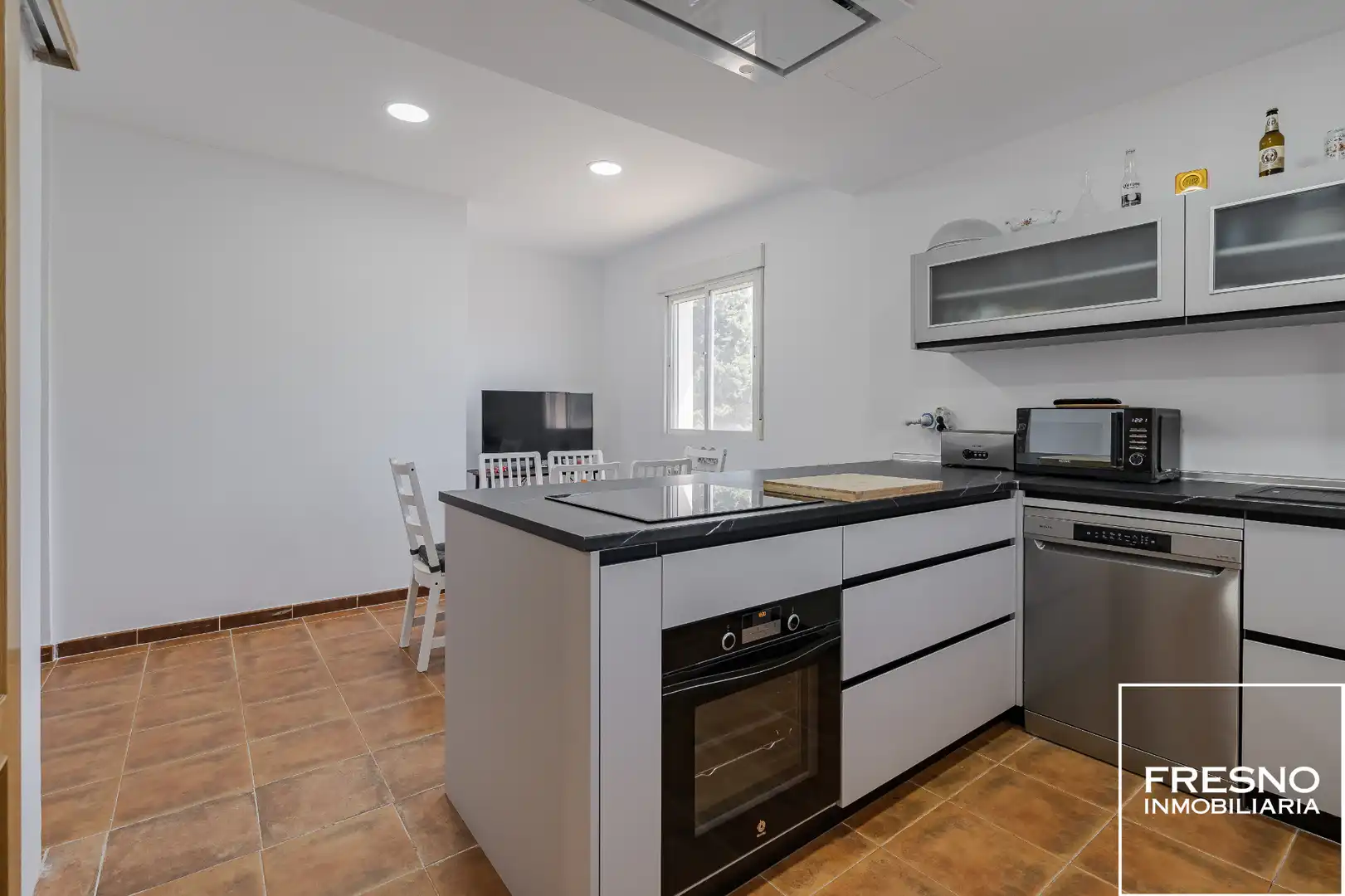 Cocina de Casa o chalet en venta en Galápagos con Calefacción, Jardín privado y Terraza