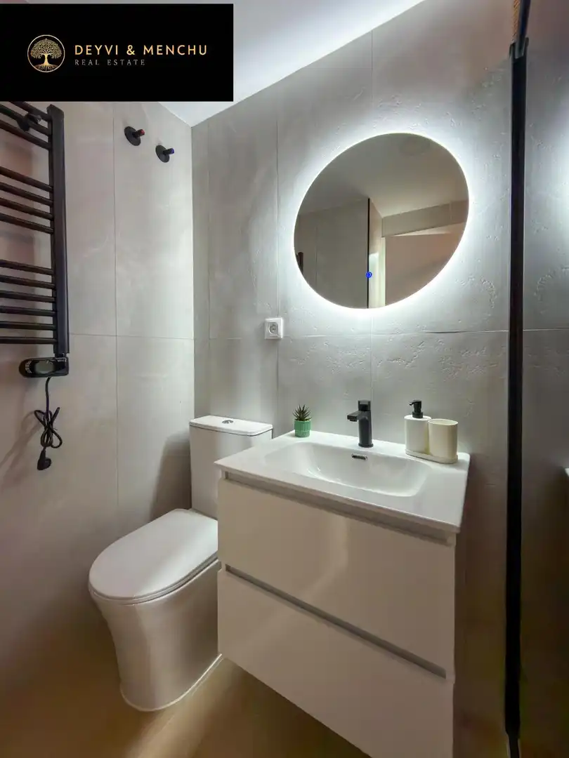 Badezimmer von Wohnung zum Verkauf in Madrid mit Klimaanlage, Heizung und Möbliert
