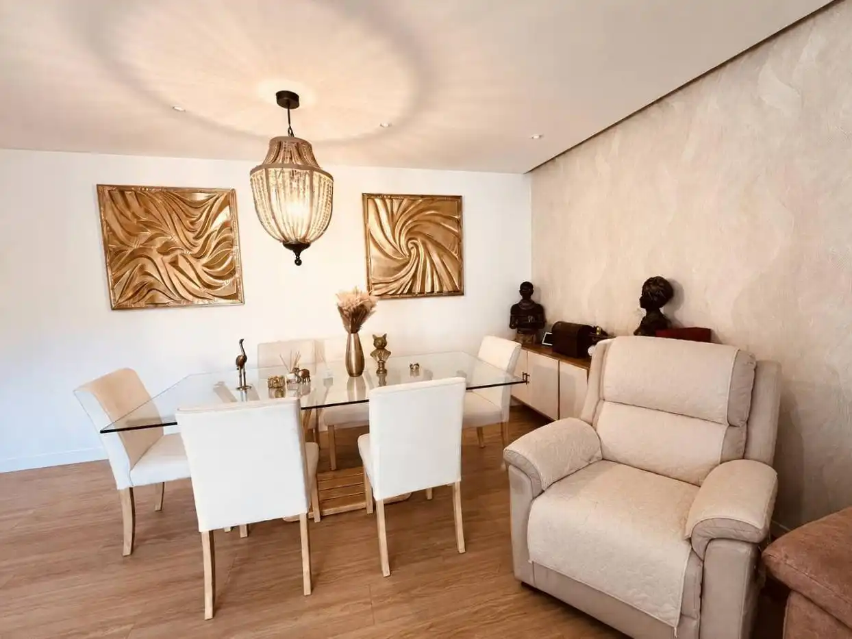 Comedor de Piso en venta en Alicante / Alacant con Aire acondicionado, Calefacción y Jardín privado