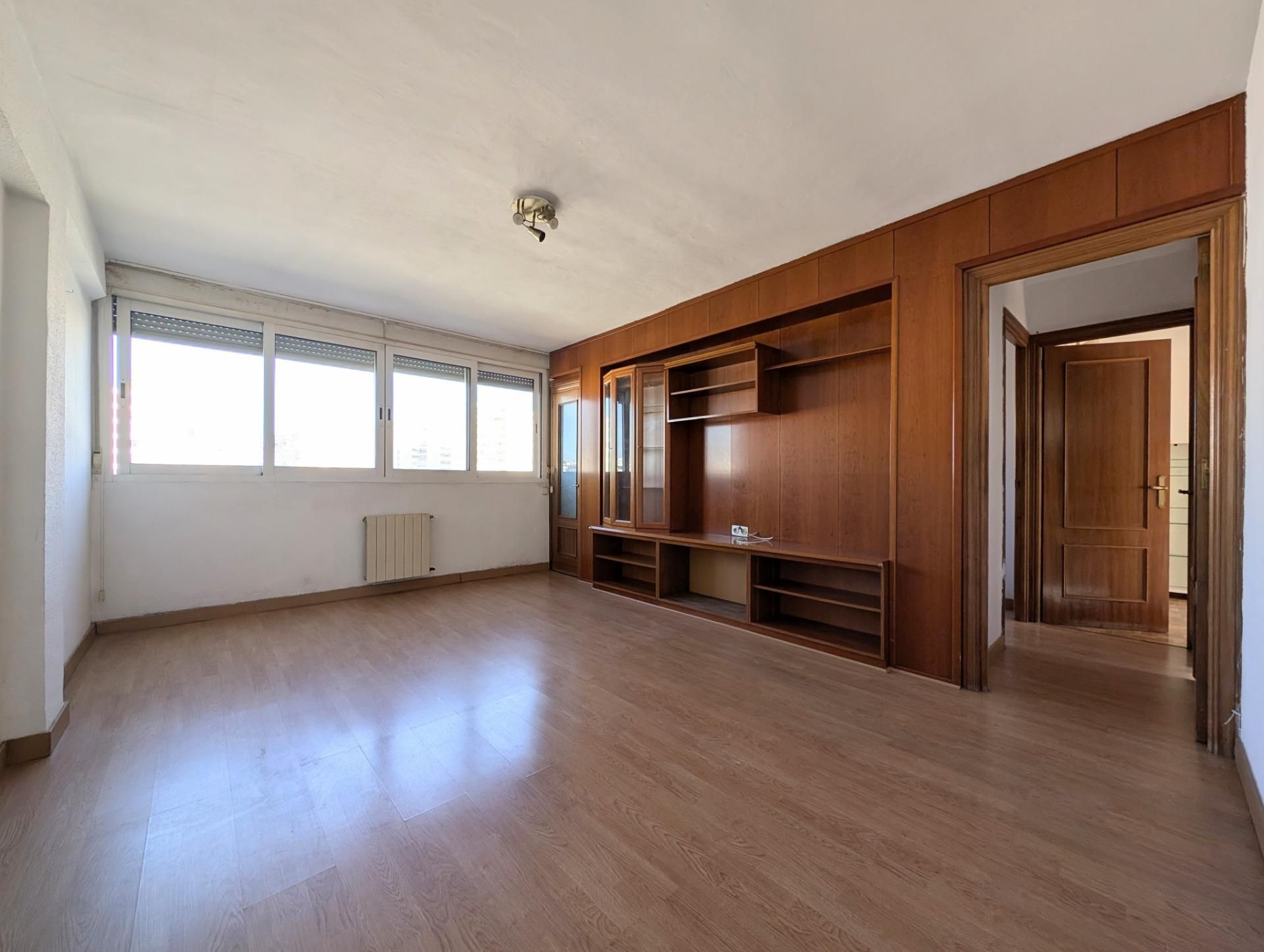 Living room of Flat for sale in  Madrid Capital  with Heating