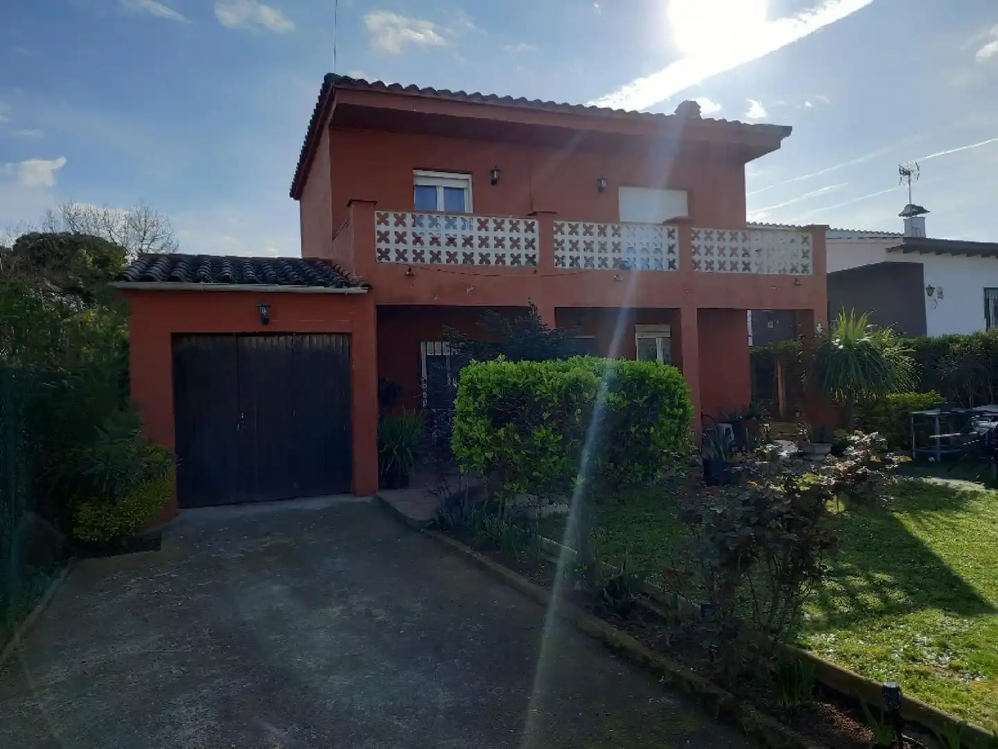Vista exterior de Casa o chalet en venta en Llagostera con Jardín privado y Piscina comunitaria