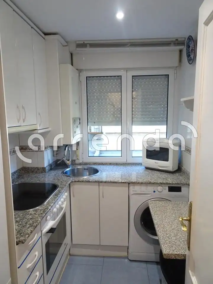 Cocina de Piso de alquiler en Santander con Calefacción y Amueblado