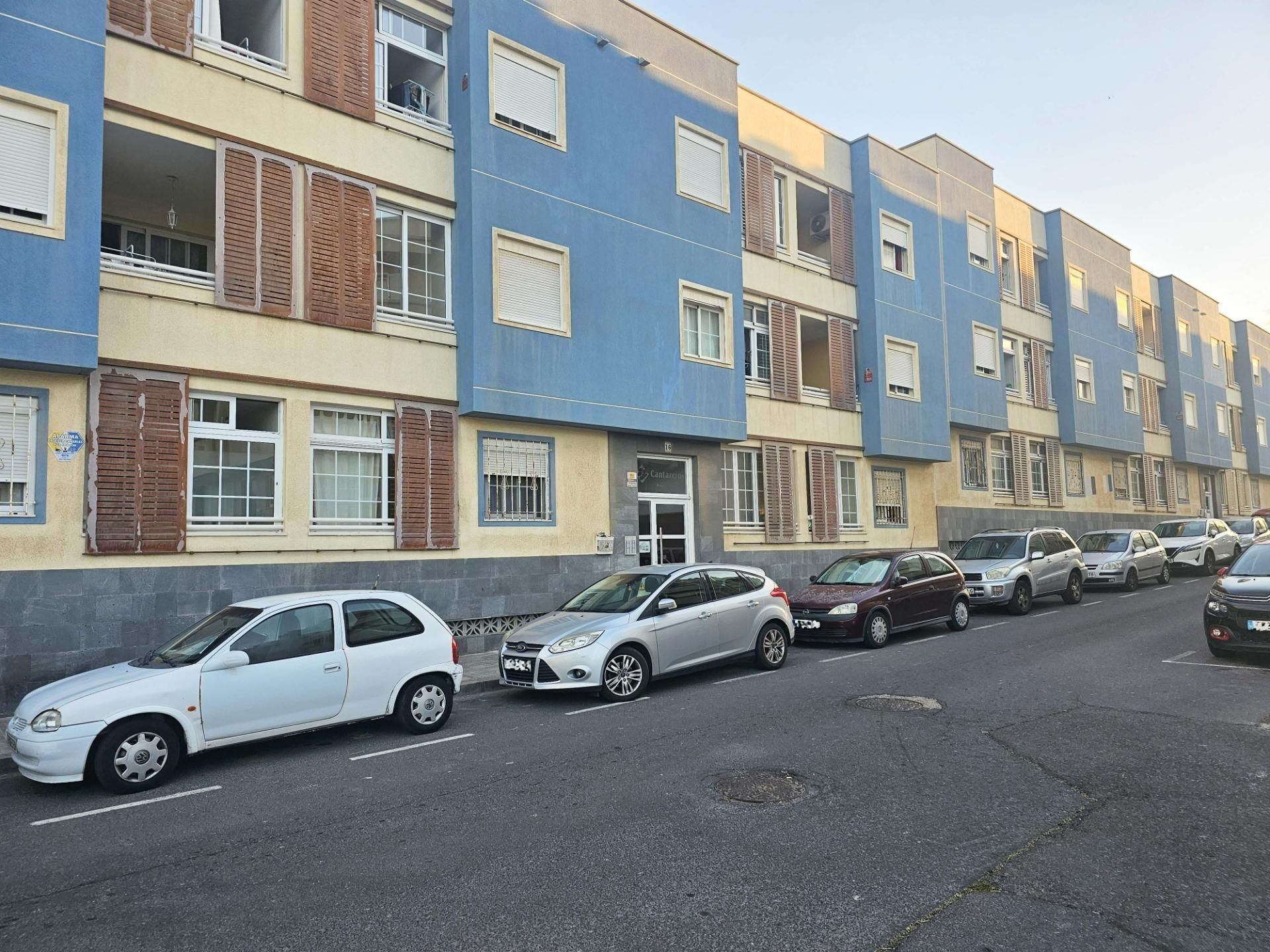 Vista exterior de Pis en venda en Granadilla de Abona amb Terrassa i Balcó