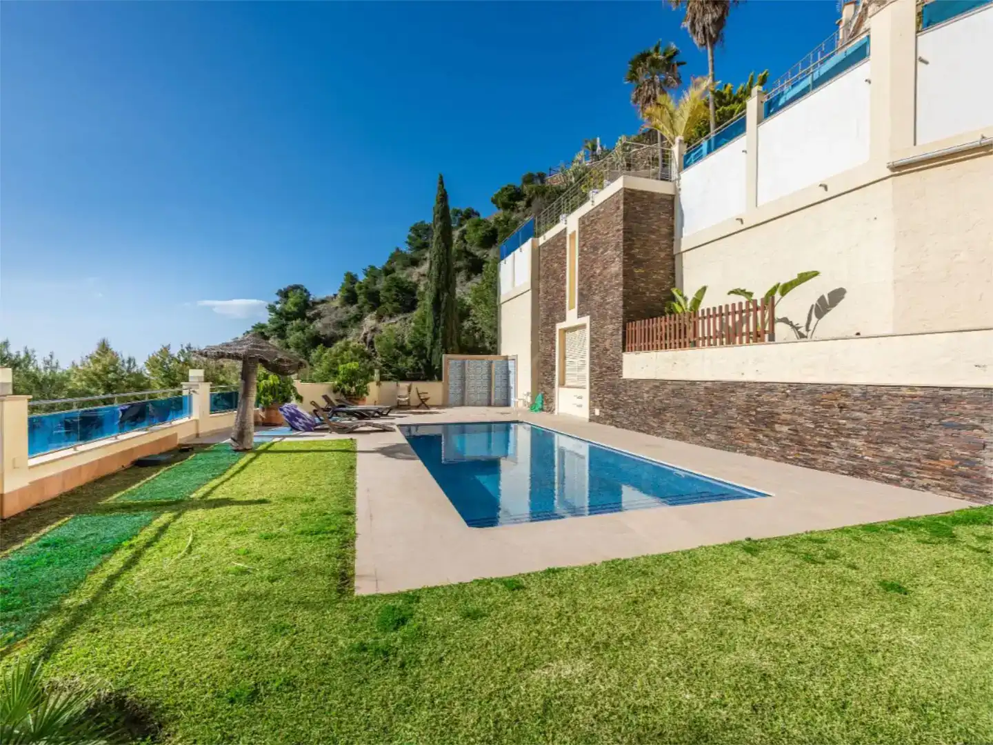 Schwimmbecken von Wohnung zum Verkauf in Torrox mit Klimaanlage, Schwimmbad und Balkon