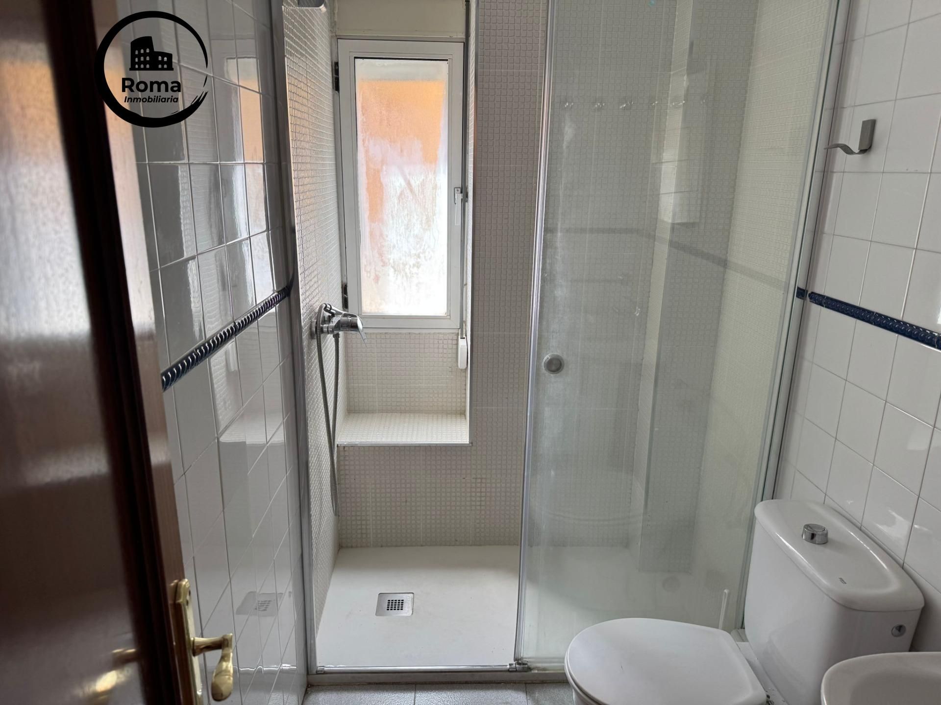 Bany de Pis de lloguer en  Granada Capital