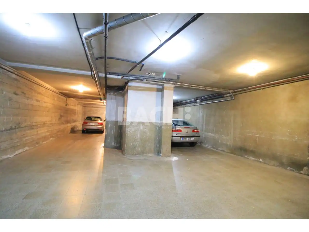 Parkplatz zum Verkauf in Ronda Francesc Camprodon, imagen 3