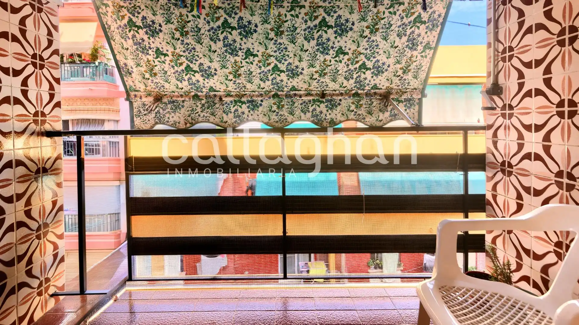 Flat for sale in Silla  with Air Conditioner, Heating and Balcony