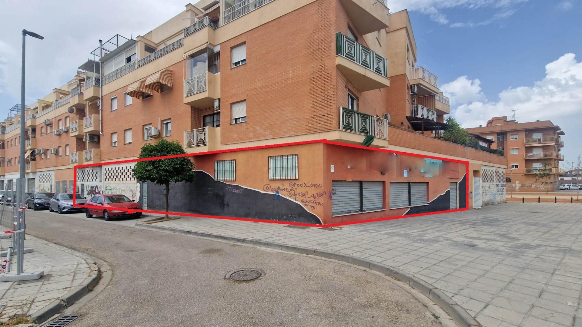 Local de lloguer a Avenida de la Hispanidad, 17