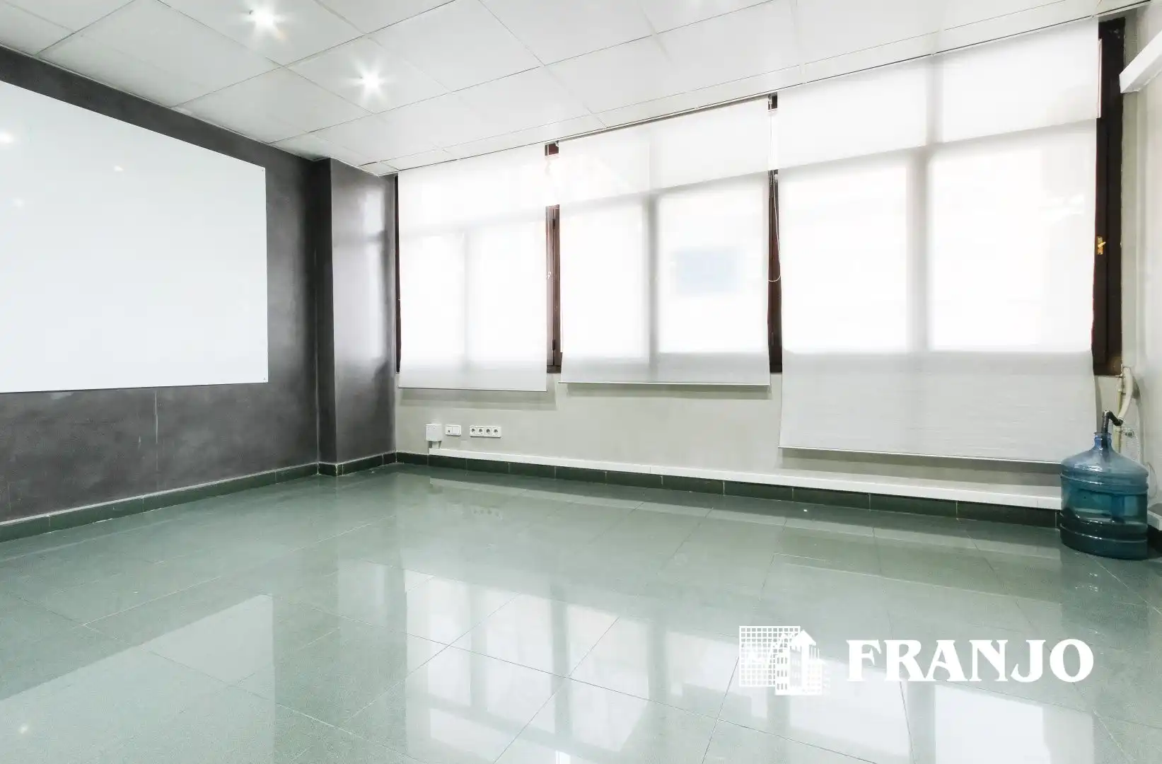 Oficina de lloguer a Centre - Eixample – Can Llobet, imagen 8