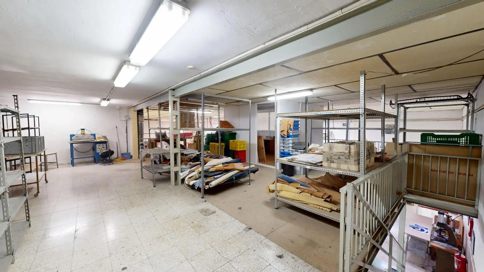 Nave industrial en venta en Calle del Comandante Bernabé, imagen 28