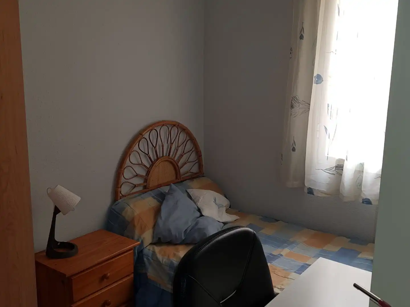 Habitación de Piso para compartir en Madrid con Calefacción, Terraza y Amueblado