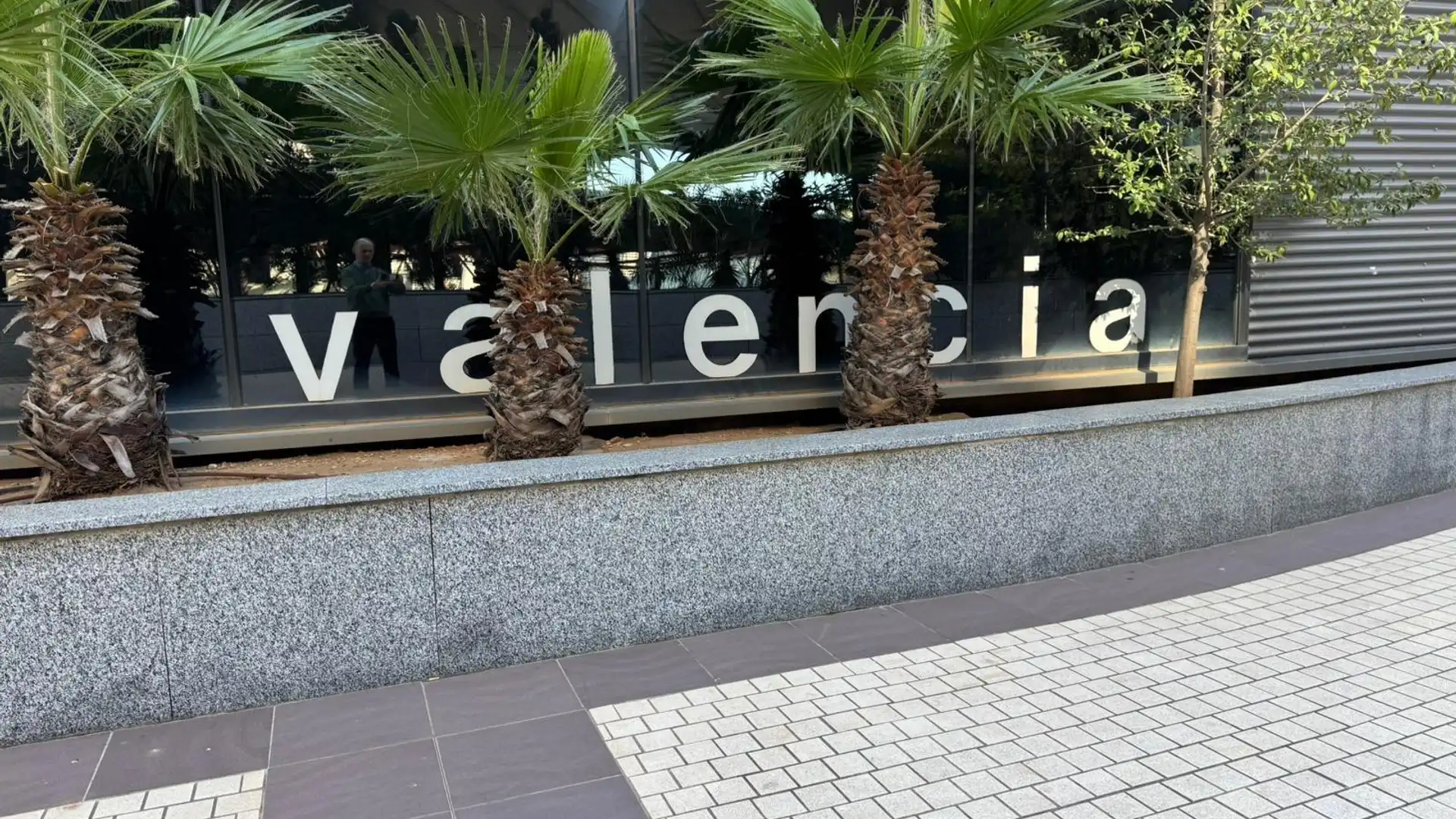 Vista exterior de Local en venta en  Valencia Capital con Amueblado