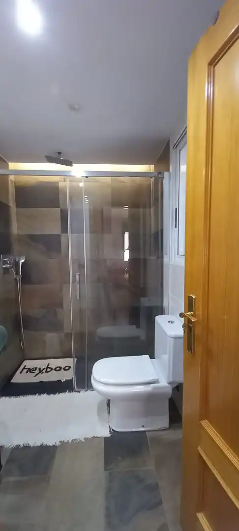 Badezimmer von Wohnung zur Miete in Sagunto / Sagunt mit Klimaanlage, Heizung und Möbliert