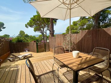 Adossat amb piscina en venda a Avinguda Politur