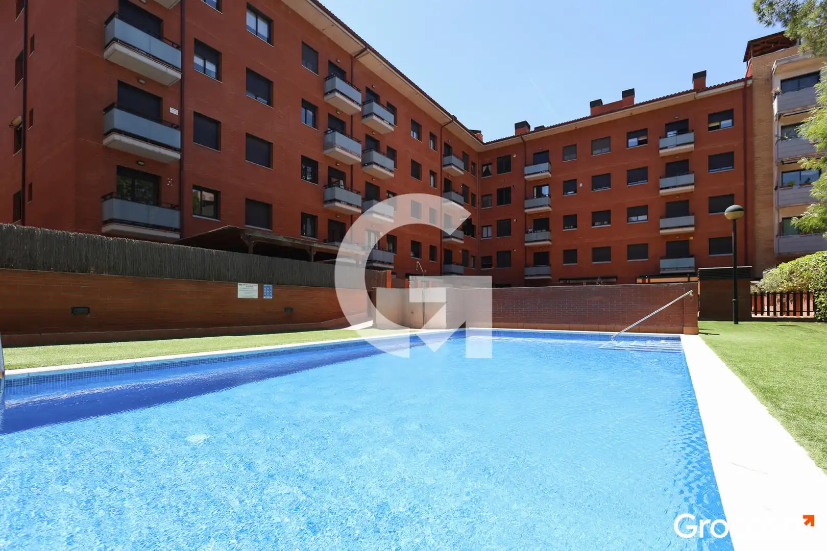 Piscina de Pis en venda en Castelldefels amb Aire condicionat, Calefacció i Traster