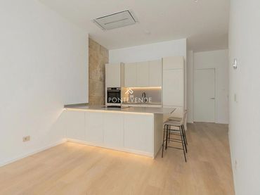 Piso con ascensor en venta en Cobian Roffignac