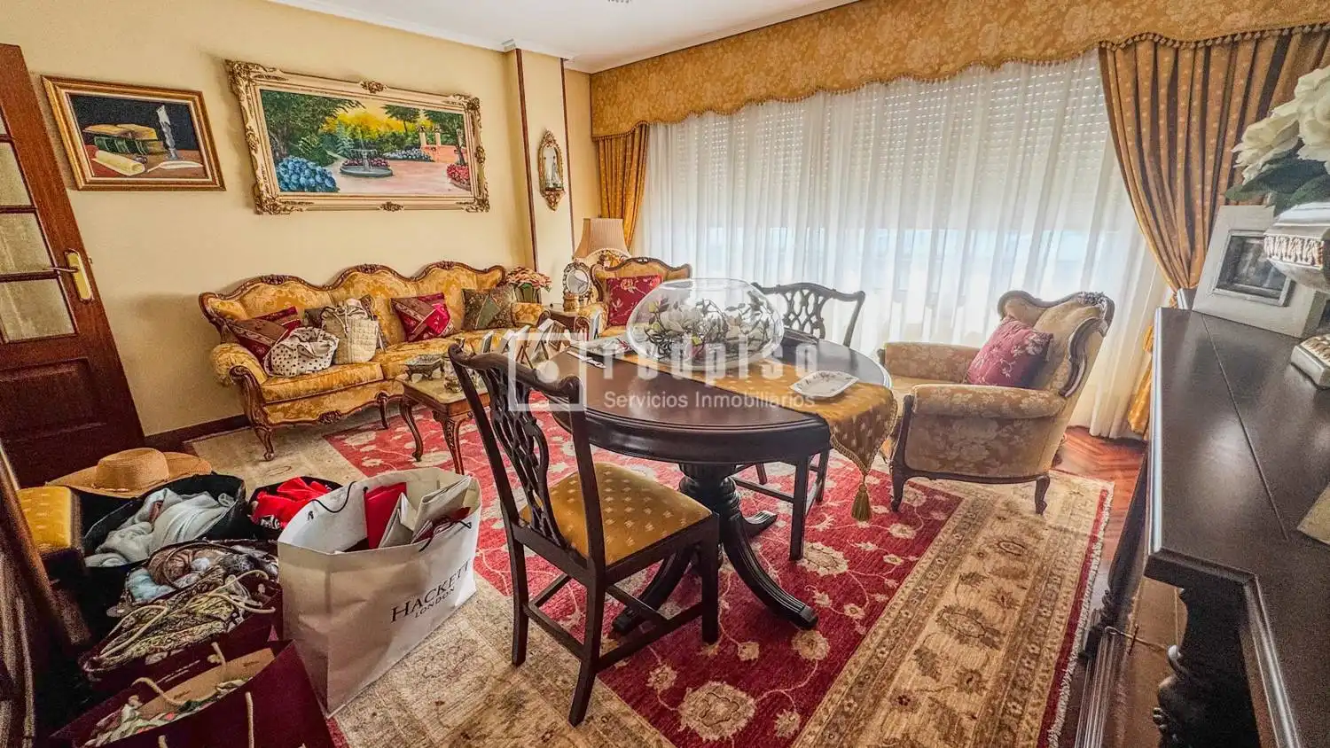 Sala de estar de Piso en venta en A Coruña Capital  con Parquet y Trastero