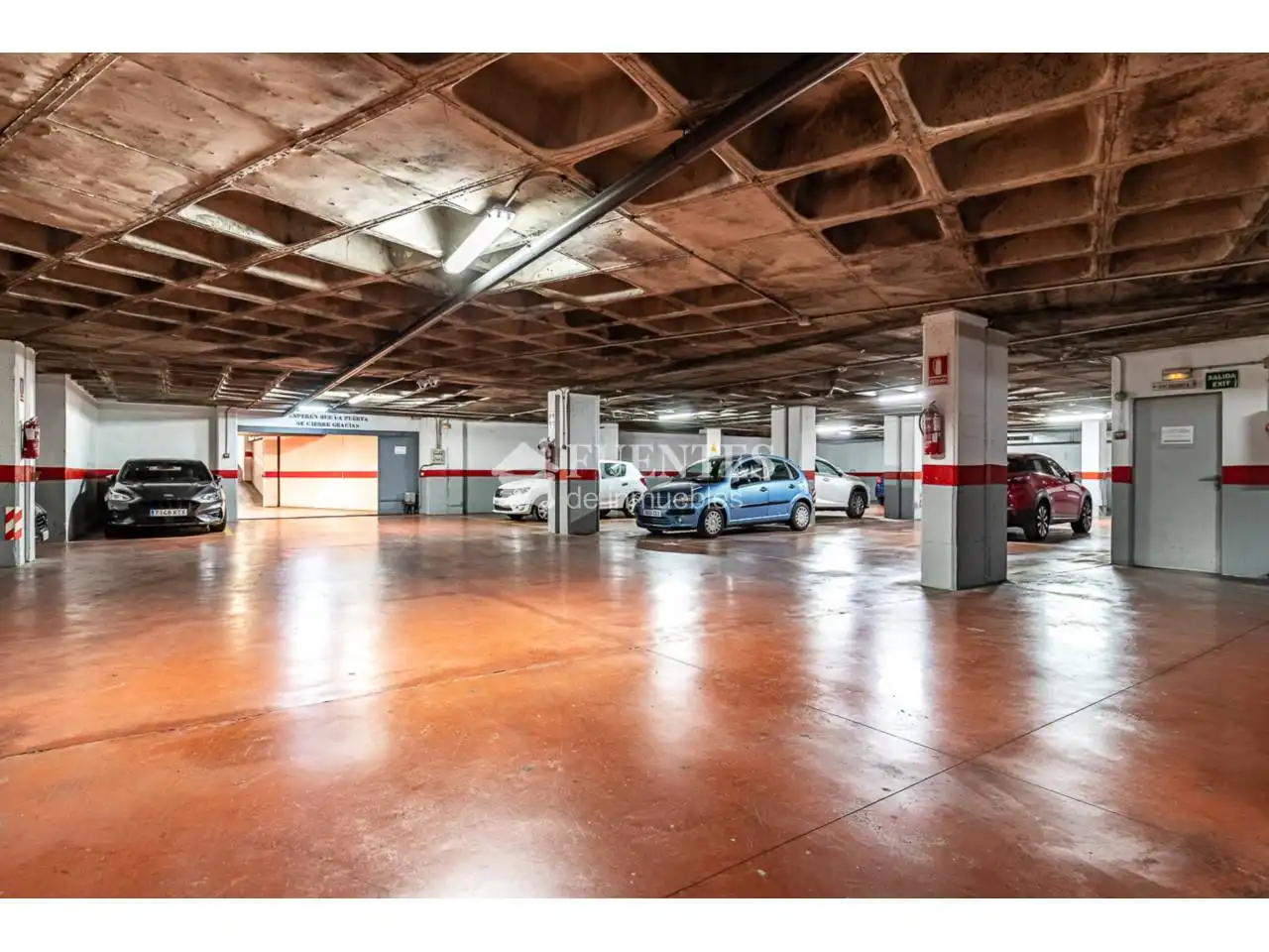 Flat for sale in Calle pintor baeza, Altozano - Conde Lumiares