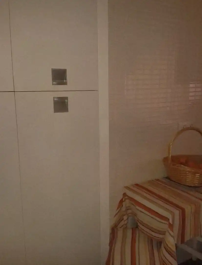 Flat for sale in Calle Cinco Caballeros, imagen 2