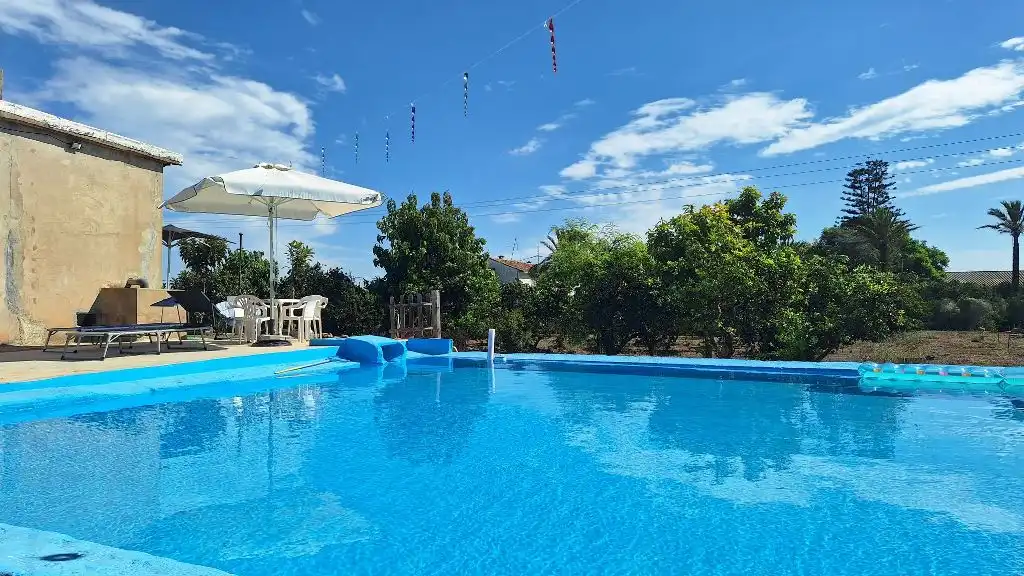 Piscina de Casa o chalet en venta en Canredondo con Jardín privado, Terraza y Trastero