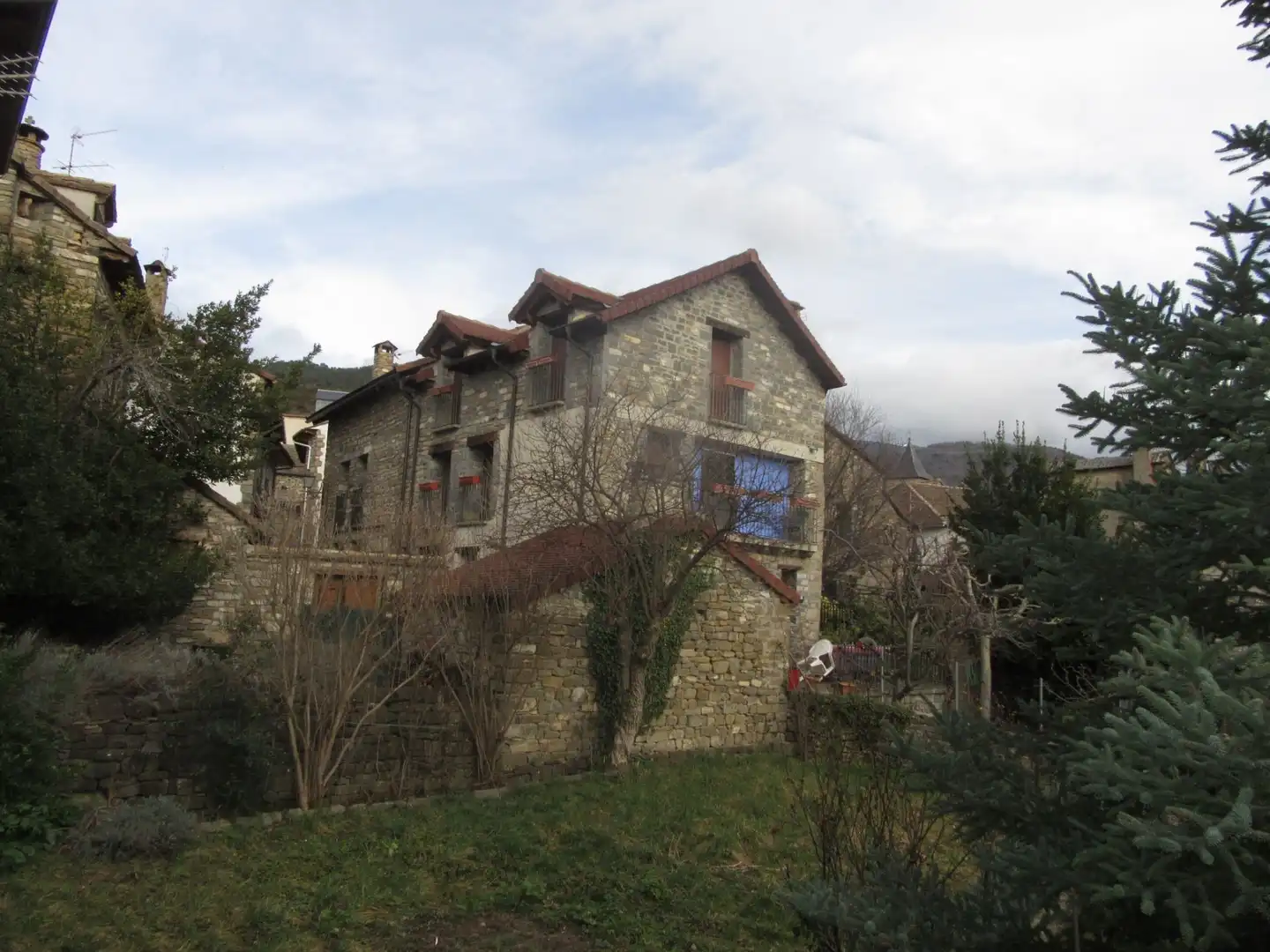 Vista exterior de Casa o chalet en venta en Aragüés del Puerto