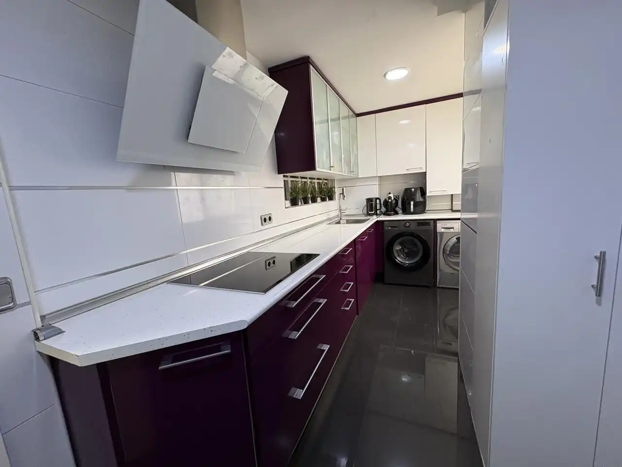 Kitchen of Flat for rent in Madrid  with Air Conditioner, Heating and Furnished