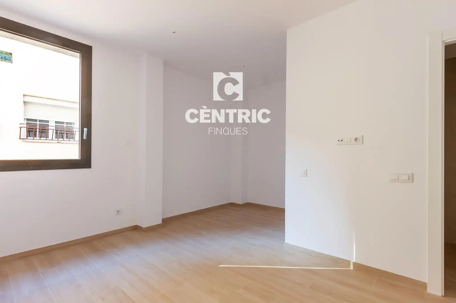 Einfamilien-Reihenhaus zum Verkauf in Barri del Centre