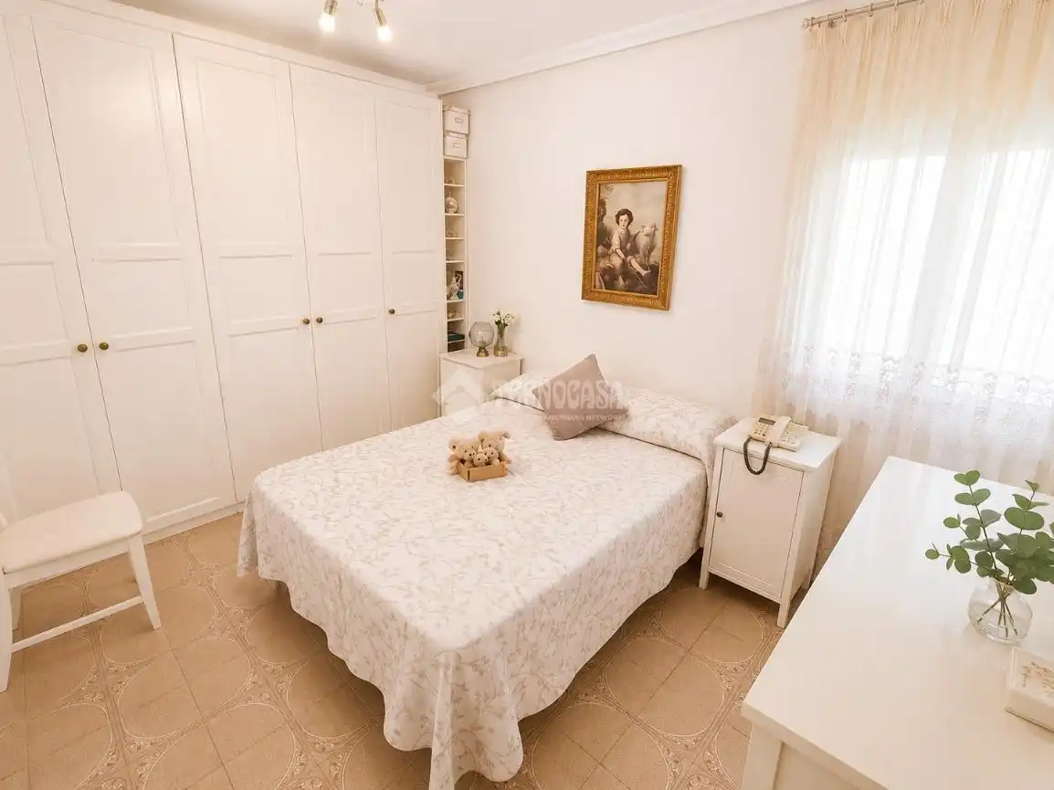Habitación de Piso en venta en Zaragoza con Calefacción