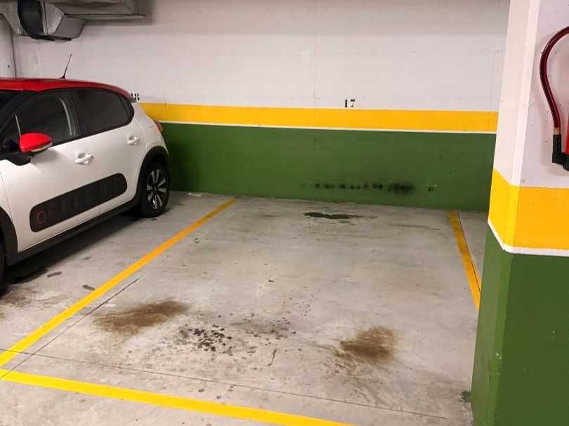 Parking of Garage to rent in Vigo 