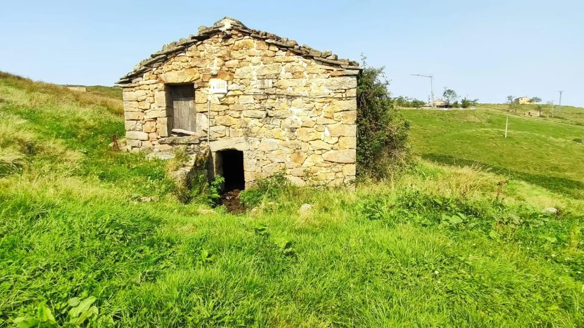 Houses for sale in San Roque de Riomiera