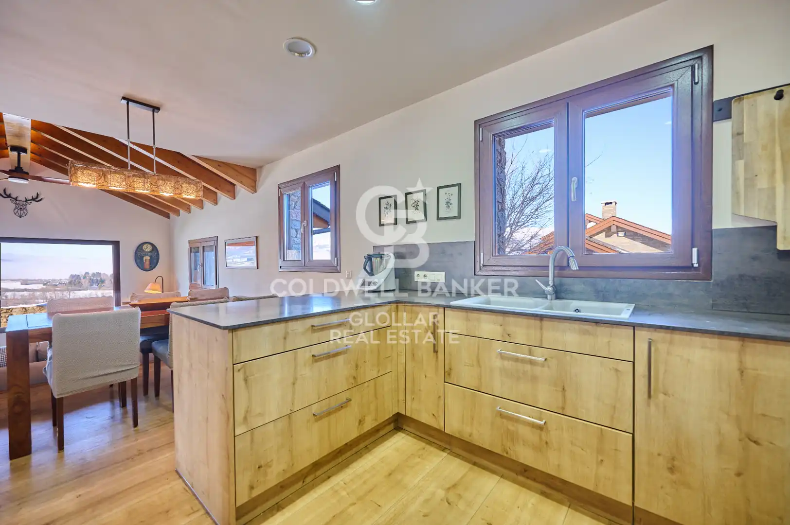 Kitchen of Houses for sale in Das  with Heating, Private garden and Parquet flooring