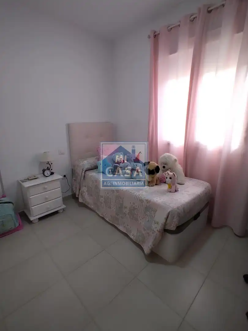 Dormitori de Casa o xalet en venda en Mérida amb Aire condicionat, Calefacció i Terrassa