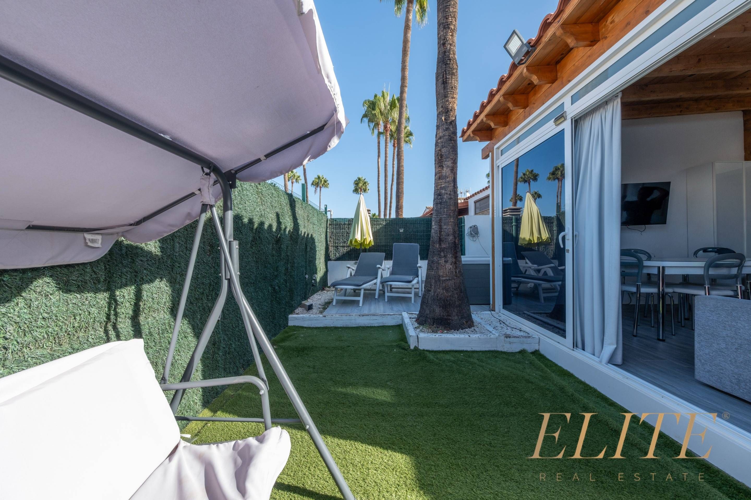 Terrace of House or chalet for sale in San Bartolomé de Tirajana  with Air Conditioner, Private garden and Terrace