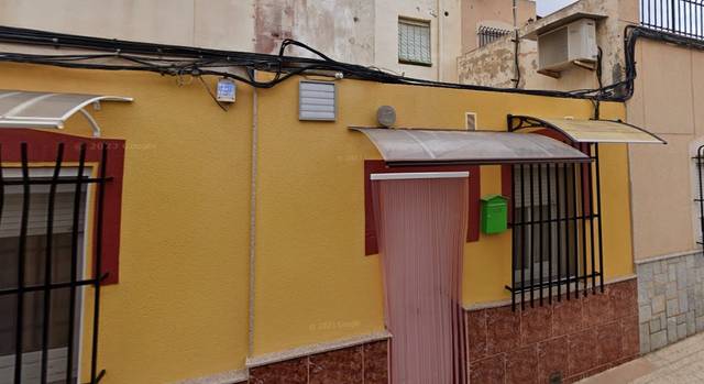 Casa adosada en Venta en C/ Granada en Los Barreros - Cuatro Santos