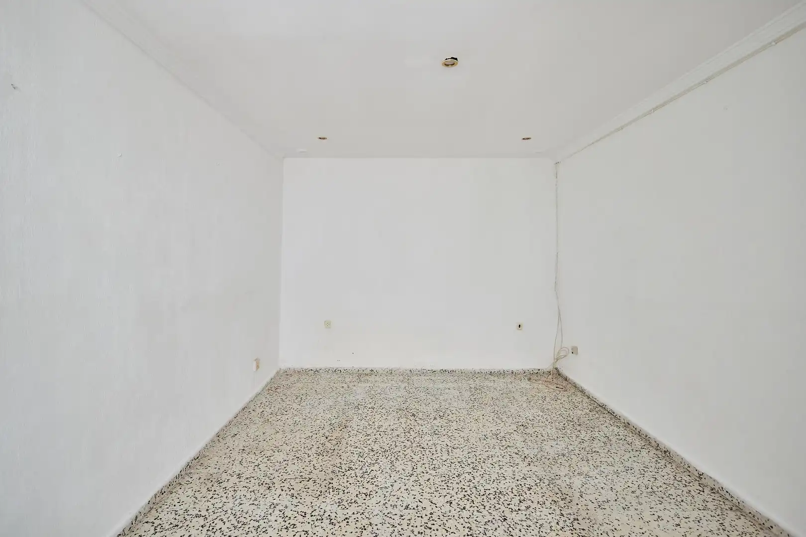 Piso en venta en Cádiz con Balcón