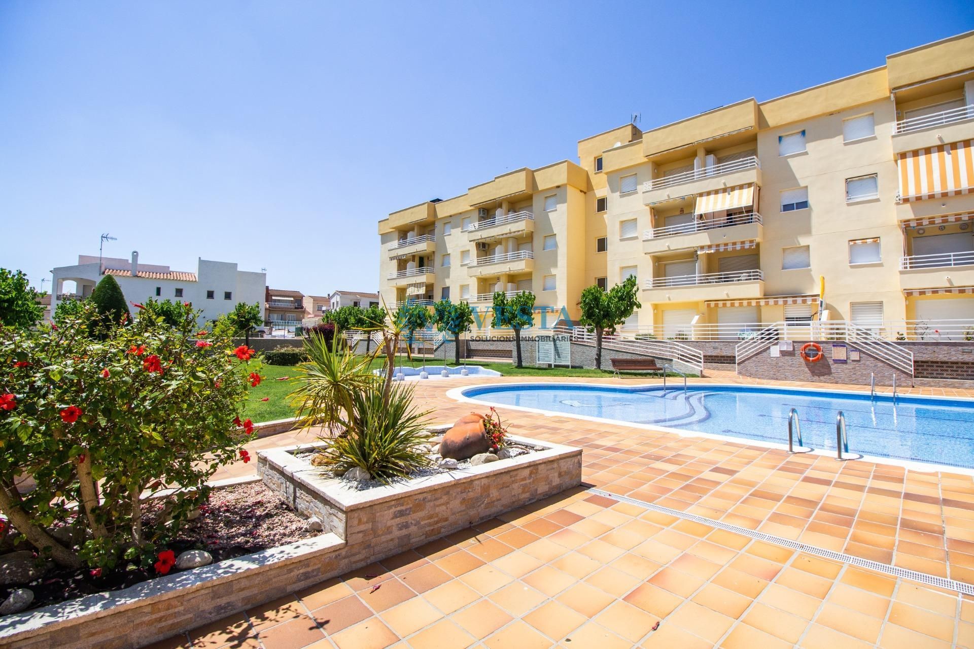 Piscina de Casa o xalet en venda en Torredembarra amb Aire condicionat, Jardí privat i Terrassa