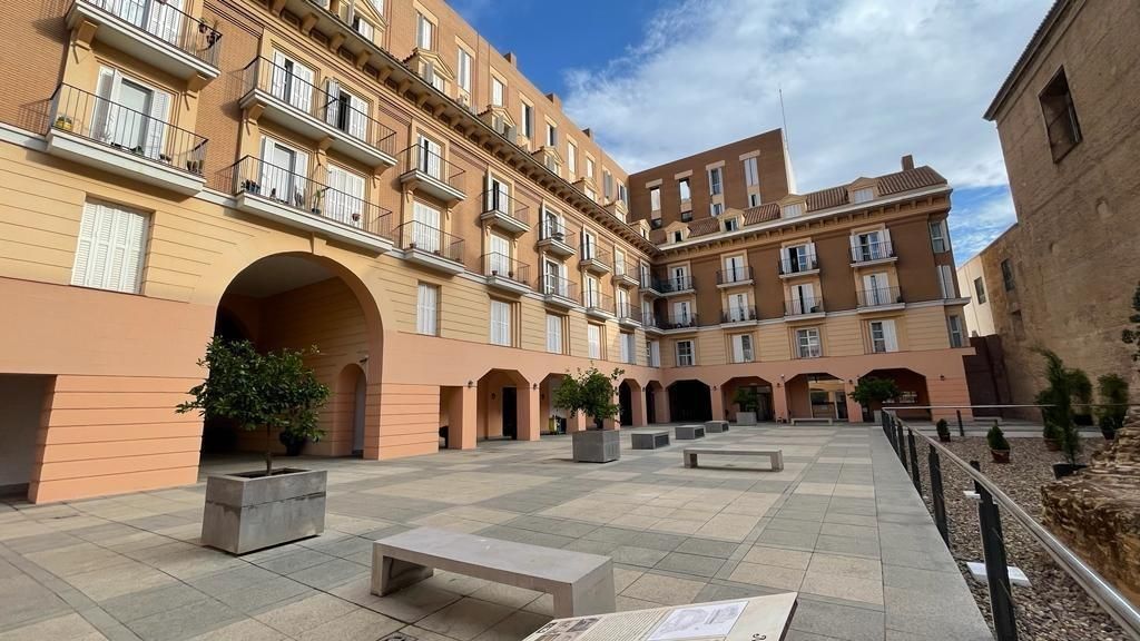 Exterior view of Flat for sale in  Sevilla Capital  with Air Conditioner, Heating and Storage room