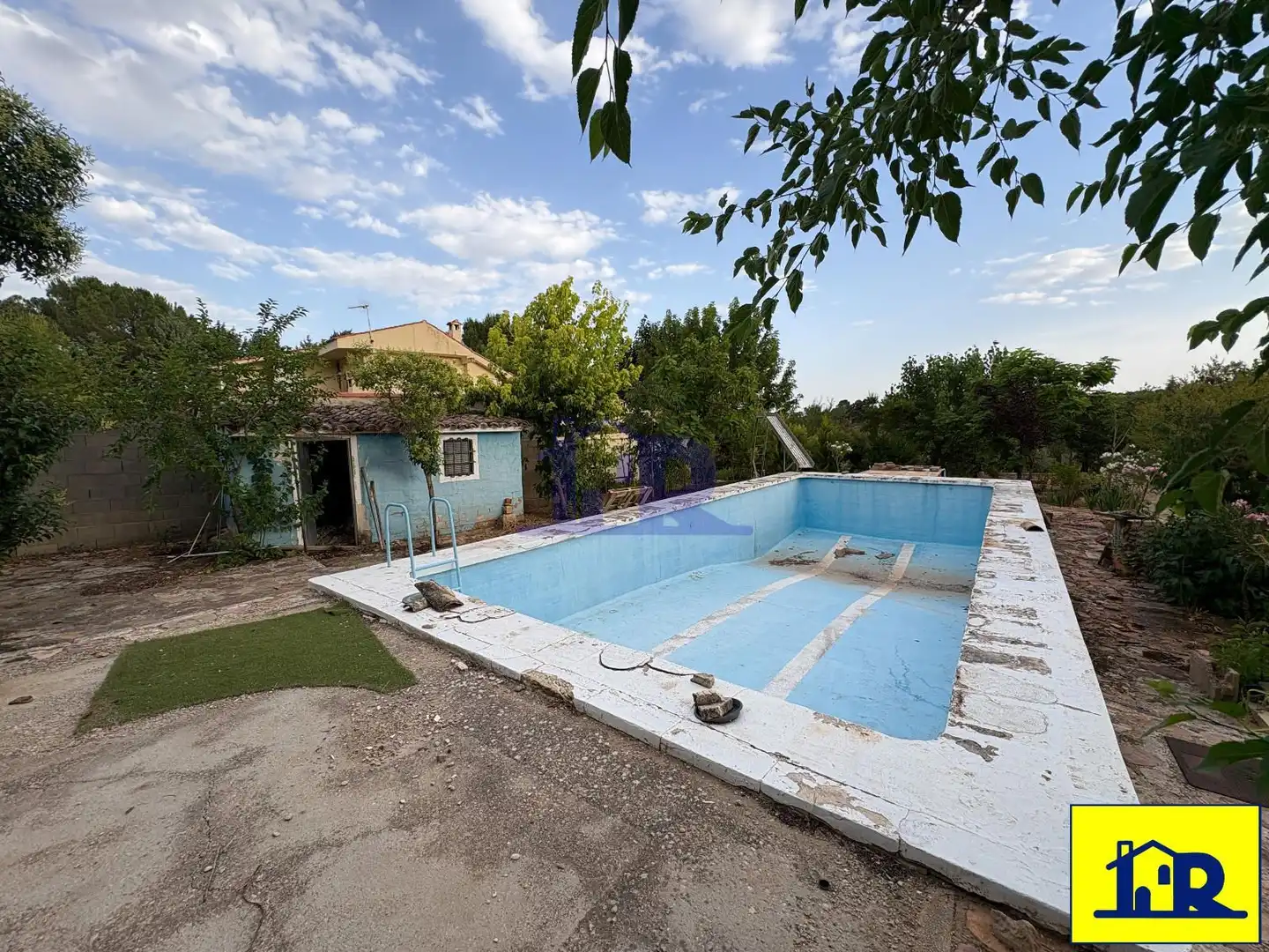 Swimming pool of Houses for sale in Chillarón de Cuenca  with Heating, Terrace and Storage room