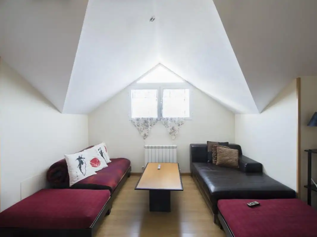 Sala d'estar de Casa o xalet per a compartir en Alpedrete, Madrid