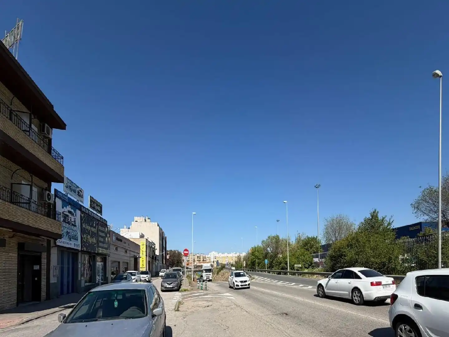 Vista exterior de Pis en venda en Sevilla