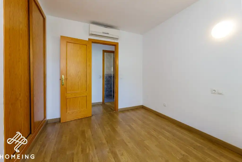 Habitación de Planta baja en venta en Llucmajor con Aire acondicionado, Jardín privado y Parquet