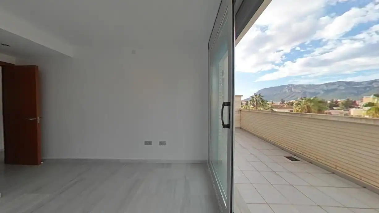 Terraza de Apartamento en venta en Dénia con Piscina