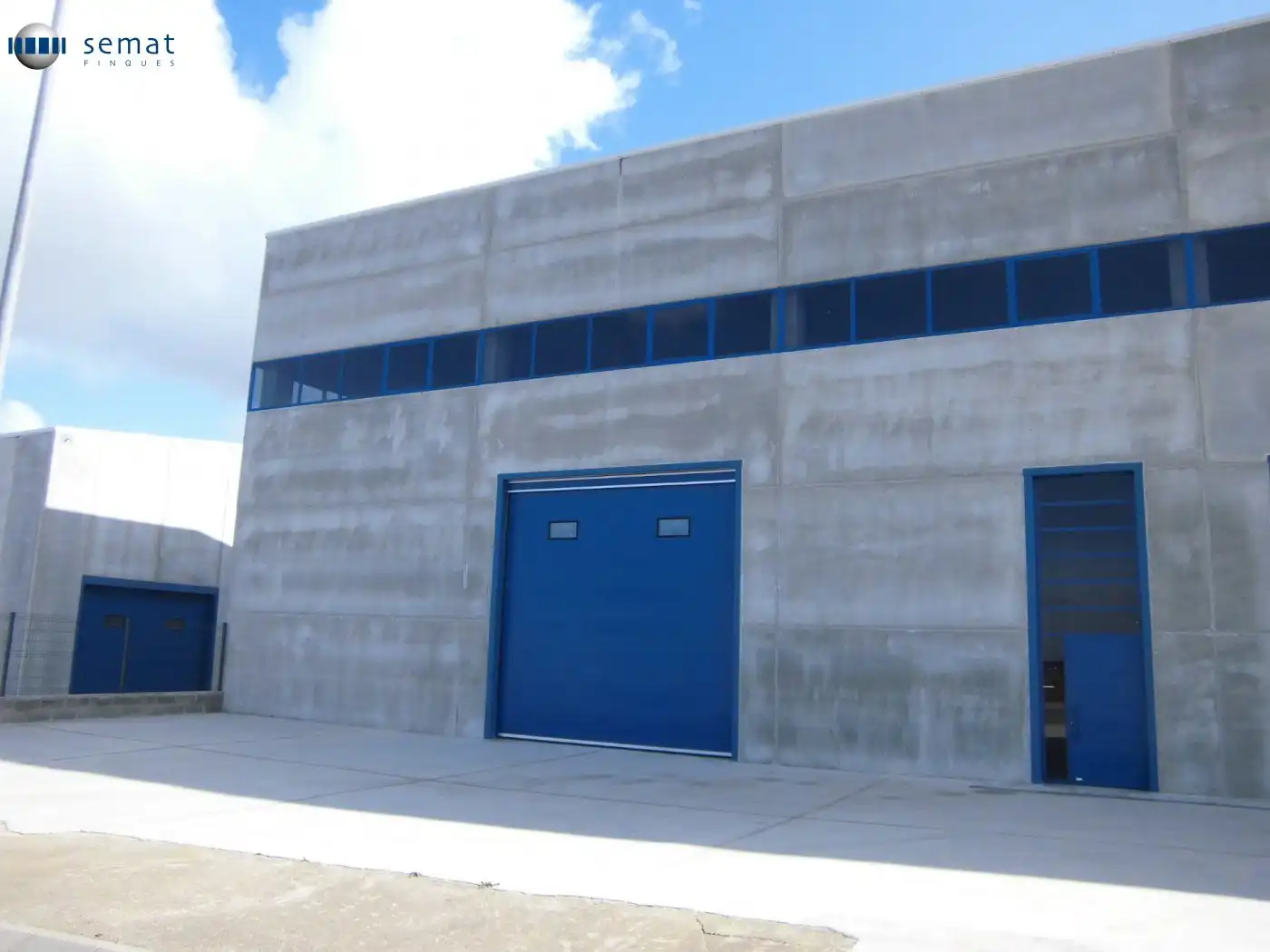 Nave industrielle à vendre à Cervera