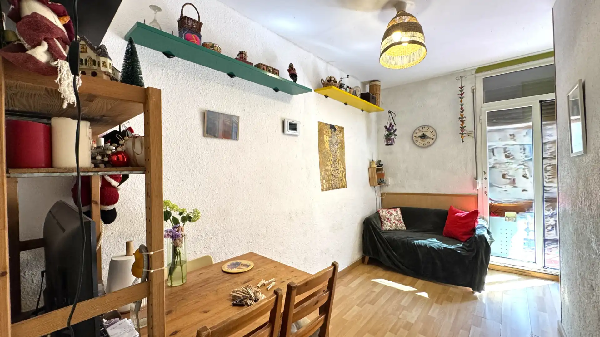 Dormitori de Pis en venda en  Barcelona Capital amb Parquet, Moblat i Rentadora